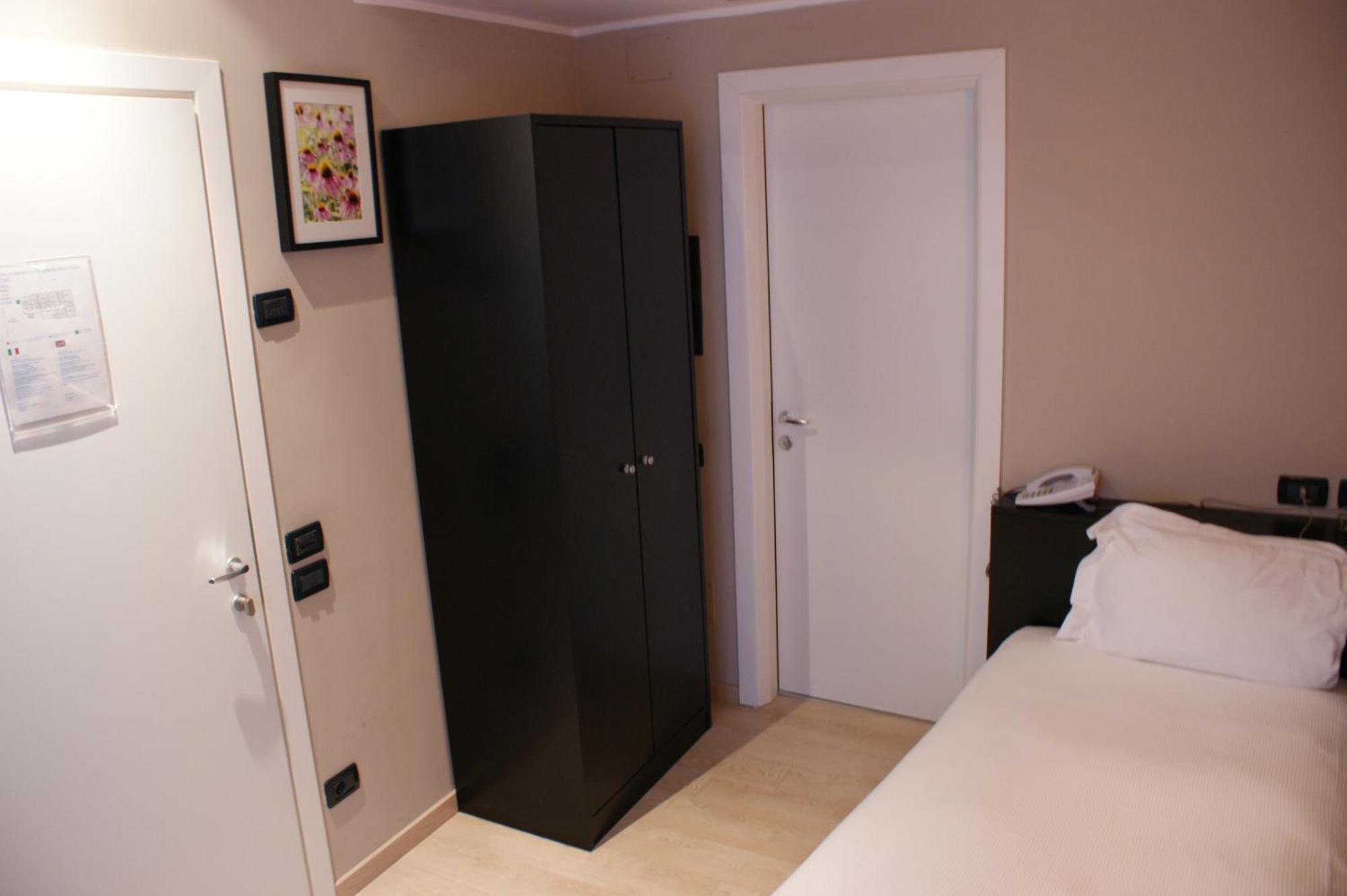 Hotel Aniene Rome Exterior photo